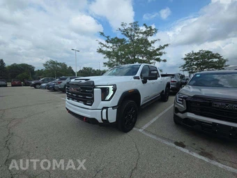 2024 GMC Sierra 2500HD AT4 Crew Cab Medium Bed