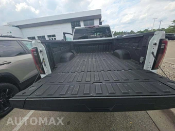 2024 GMC Sierra 2500HD AT4 Crew Cab Medium Bed - miniatura 14