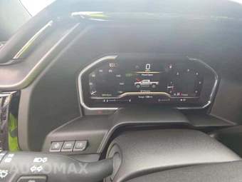 2024 GMC Sierra 2500HD AT4 Crew Cab Medium Bed - miniatura 9
