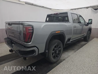 2024 GMC Sierra 2500HD AT4 Crew Cab Medium Bed - miniatura 4