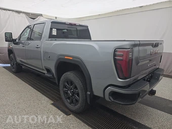 2024 GMC Sierra 2500HD AT4 Crew Cab Medium Bed - miniatura 6