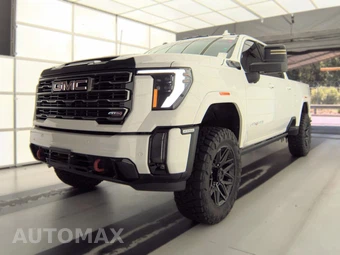 2024 GMC Sierra 2500HD AT4 Crew Cab Medium Bed 4SB - samochód z USA z aukcji Manheim, oferta Kup Teraz w AUTOMAX