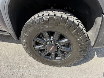 2024 GMC Sierra 2500HD AT4 Crew Cab Medium Bed 4SB - miniatura 12