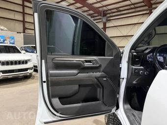 2024 GMC Sierra 2500HD AT4 Crew Cab Medium Bed 4SB - miniatura 10