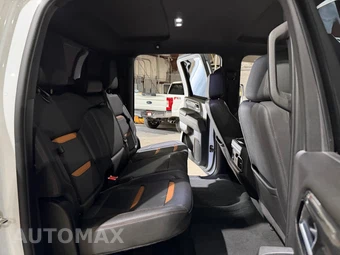 2024 GMC Sierra 2500HD AT4 Crew Cab Medium Bed 4SB - miniatura 21