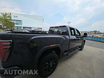 2024 GMC Sierra 2500HD AT4 Crew Cab Medium Bed 4SB - miniatura 3