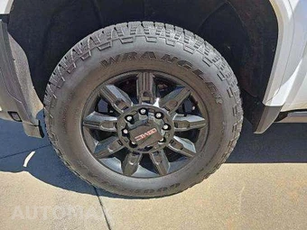 2024 GMC Sierra 2500HD AT4 Crew Cab Medium Bed 4SB - miniatura 23