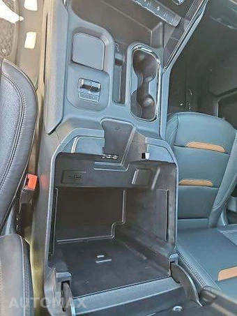2024 GMC Sierra 2500HD AT4 Crew Cab Medium Bed 4SB - miniatura 27