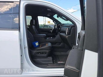 2024 GMC Sierra 2500HD AT4 Crew Cab Medium Bed 4SB - miniatura 15
