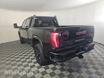 2024 GMC Sierra 2500HD AT4 Crew Cab Medium Bed 4SB - miniatura 6
