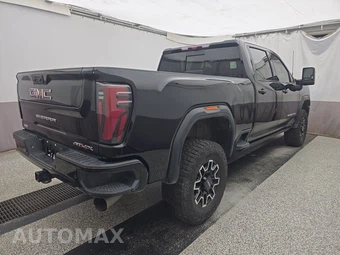 2024 GMC Sierra 2500HD AT4X Crew Cab Medium Bed - miniatura 4