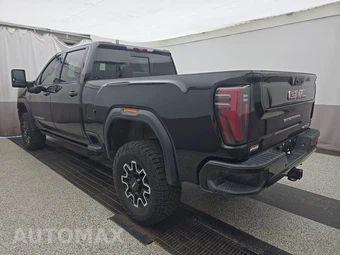 2024 GMC Sierra 2500HD AT4X Crew Cab Medium Bed - miniatura 6