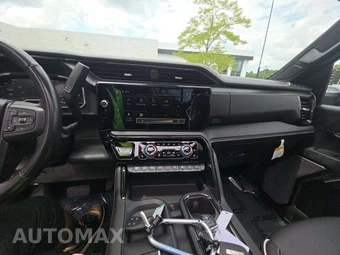 2024 GMC Sierra 2500HD AT4X Crew Cab Medium Bed - miniatura 10