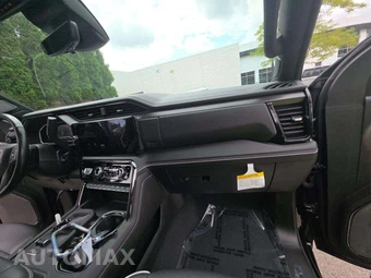 2024 GMC Sierra 2500HD AT4X Crew Cab Medium Bed - miniatura 19