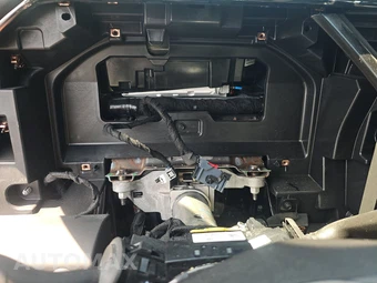 2024 GMC Sierra 2500HD AT4X Crew Cab Medium Bed - miniatura 12