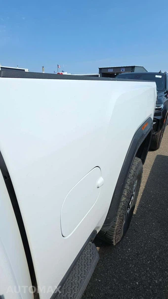 2024 GMC Sierra 2500HD AT4X Crew Cab Medium Bed - miniatura 25