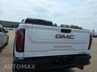 2024 GMC Sierra 2500HD AT4X Crew Cab Medium Bed - miniatura 5