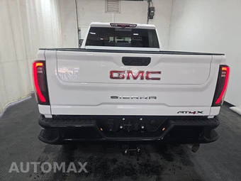 2024 GMC Sierra 2500HD AT4X Crew Cab Medium Bed - miniatura 5