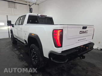2024 GMC Sierra 2500HD AT4X Crew Cab Medium Bed - miniatura 6