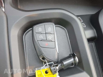 2024 GMC Sierra 2500HD AT4X Crew Cab Medium Bed - miniatura 8