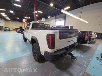 2024 GMC Sierra 2500HD AT4X Crew Cab Medium Bed 4SG - miniatura 2