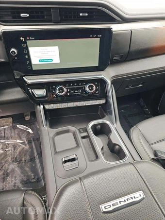 2024 GMC Sierra 2500HD Denali Crew Cab Medium Bed - miniatura 10
