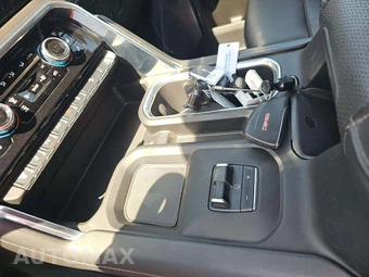 2024 GMC Sierra 2500HD Denali Crew Cab Medium Bed - miniatura 8
