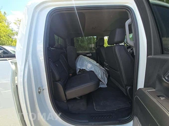 2024 GMC Sierra 2500HD Denali Crew Cab Medium Bed - miniatura 16