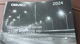2024 GMC Sierra 2500HD Denali Ultimate Crew Cab Long Bed - miniatura 17