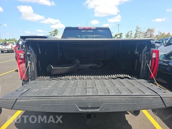 2024 GMC Sierra 2500HD Denali Ultimate Crew Cab Medium Bed - miniatura 16