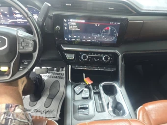 2024 GMC Sierra 2500HD Denali Ultimate Crew Cab Medium Bed - miniatura 11