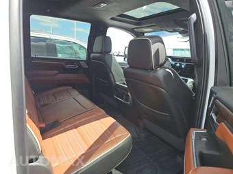 2024 GMC Sierra 2500HD Denali Ultimate Crew Cab Medium Bed - miniatura 13