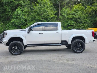 2024 GMC Sierra 2500HD Denali Ultimate Crew Cab Medium Bed 5SB - miniatura 4
