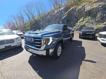 2024 GMC Sierra 2500HD SLT Crew Cab Medium Bed