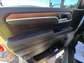 2024 GMC Sierra 3500 Denali HD Crew Cab Long Bed - miniatura 9