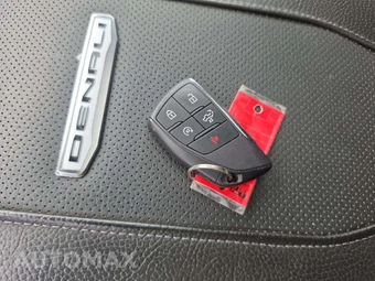 2024 GMC Sierra 3500 Denali HD Crew Cab Medium Bed - miniatura 8
