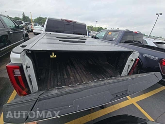 2024 GMC Sierra 3500 Denali HD Crew Cab Medium Bed - miniatura 14