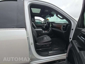 2024 GMC Sierra 3500 Denali HD Crew Cab Medium Bed - miniatura 18