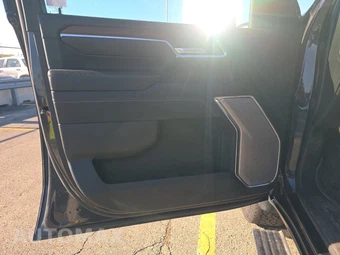 2024 GMC Sierra 3500 Denali HD Crew Cab Medium Bed - miniatura 9