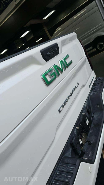 2024 GMC Sierra 3500 Denali HD Crew Cab Medium Bed - miniatura 20