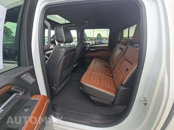 2024 GMC Sierra 3500 Denali HD Ultimate Crew Cab Medium Bed 5SB - miniatura 13