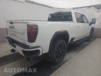 2024 GMC Sierra 3500HD AT4 Crew Cab Medium Bed - miniatura 4