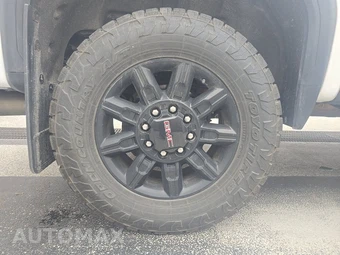 2024 GMC Sierra 3500HD AT4 Crew Cab Medium Bed - miniatura 5