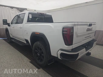 2024 GMC Sierra 3500HD AT4 Crew Cab Medium Bed - miniatura 6