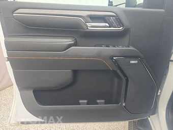 2024 GMC Sierra 3500HD AT4 Crew Cab Medium Bed - miniatura 9