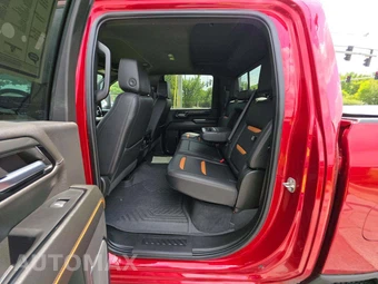 2024 GMC Sierra 3500HD AT4 Crew Cab Medium Bed 4SB - miniatura 13