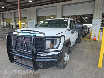 2024 GMC Sierra 3500HD Cab Chassis Pro Crew Cab 1SA DRW
