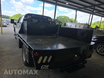 2024 GMC Sierra 3500HD Cab Chassis Pro Crew Cab 1SA DRW - miniatura 6