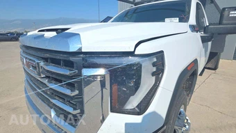 2024 GMC Sierra 3500HD Cab Chassis SLE Regular Cab 3SA DRW - miniatura 21