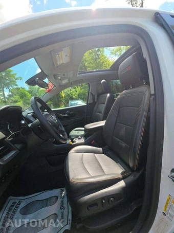 2024 GMC Terrain AT4 - miniatura 3